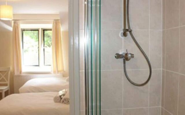 Cotswolds Valleys Accommodation Springfl