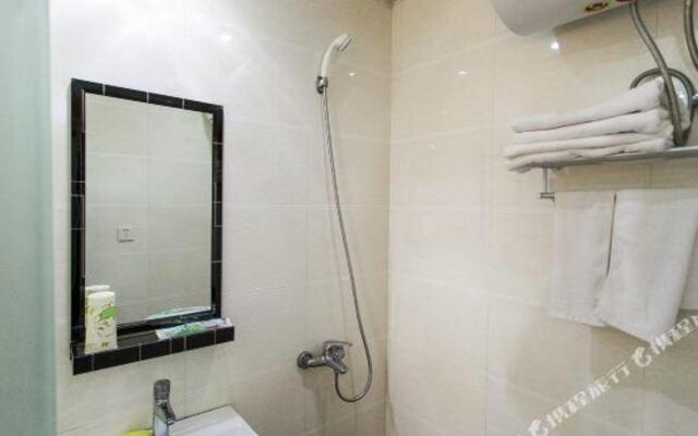 Xiangya Hotel (Suzhou Wuzhong Yinzhong Road Subway Station)