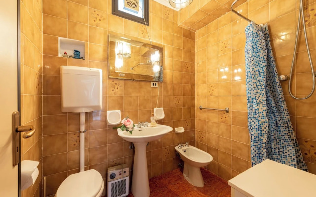 Acqua Marina 800m from the sea
