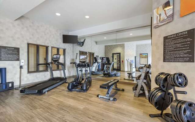 Comfort Inn & Suites Brighton Denver NE Medical Center