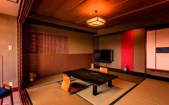 Ooedo Onsen Monogatari Premium Shirahama Saichoraku