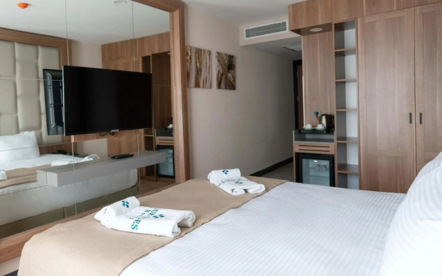 Lion Hotel