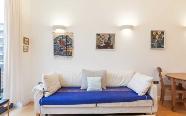 Beautiful 1 Bedroom Apartment in Shepherd's Bush