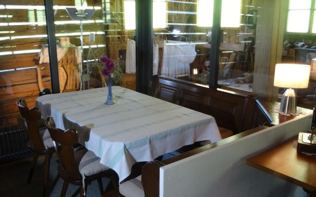 Karis Sch r Lenk in Lenk