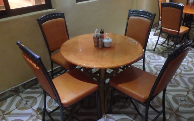 Mau Summit Hotel