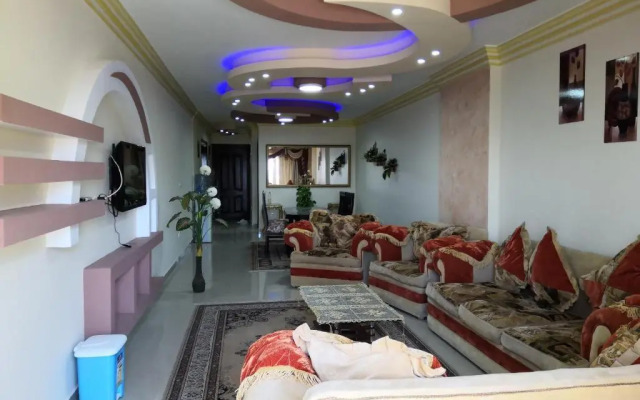 Stanley Bridge Apartment