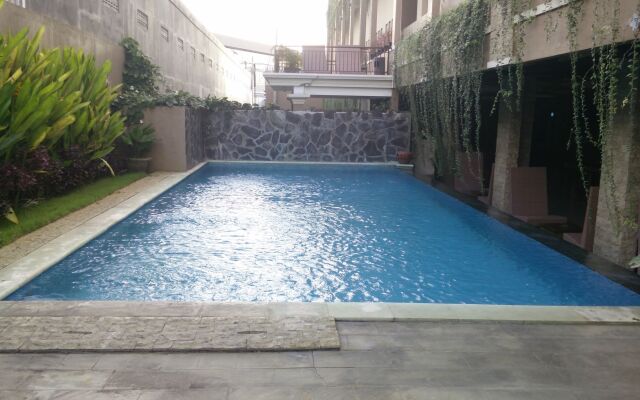 KOI Hotel & Residence