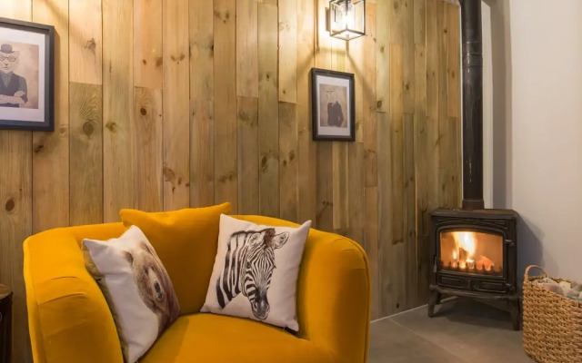 Stone Lodge