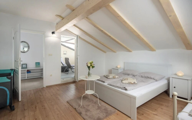 Villa Anna With Private Pool And Garden