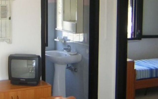 Bau Bau Beach Village