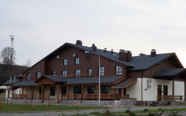 Alpika Hotel