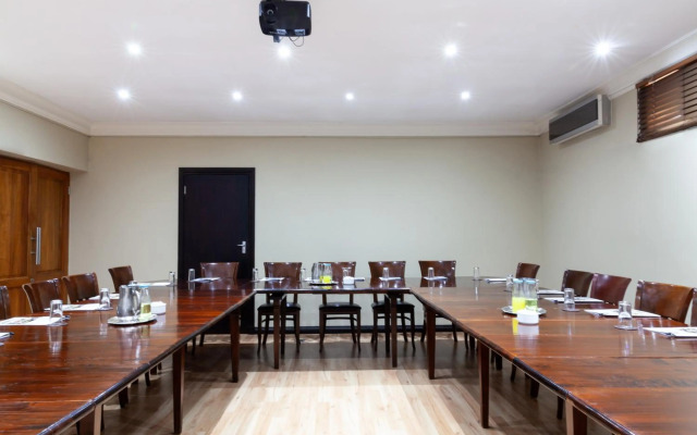 InnJoy Boutique Hotel