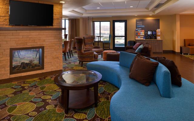 Holiday Inn Express & Suites Pocatello, an IHG Hotel