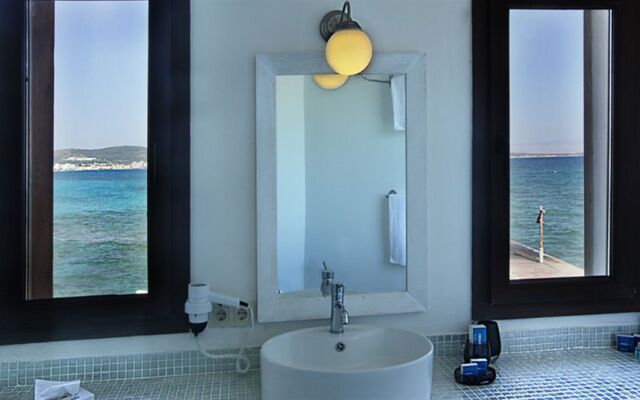 Ceshme Plus Hotel