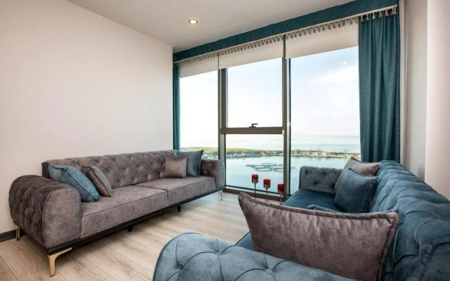 Marina Green Suit Hotel