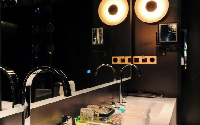 Space Design Hotel