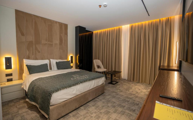 Hotel Consul