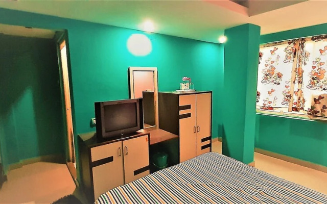 Chandrabindu n Lodge