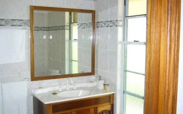 A Tropical Escape B&B