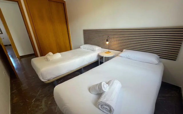 Apartamentos El Pilar 3000