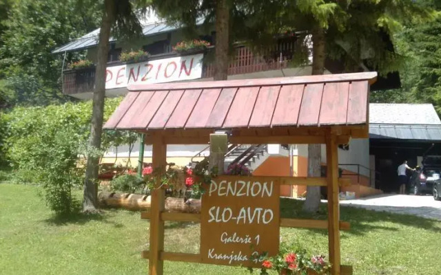 Penzion Slovenija Avto
