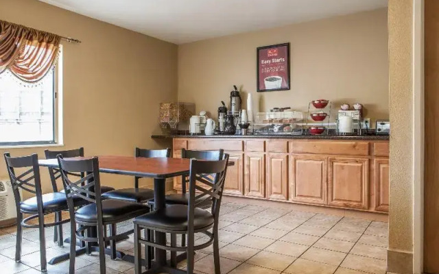 Best Western Plus St. Louis Airport Hotel