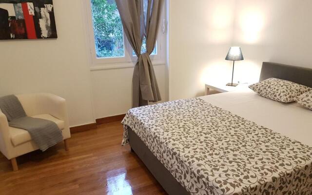 Errathens Aegean Apartment - Athens Center, 5 BD, 2 BATH