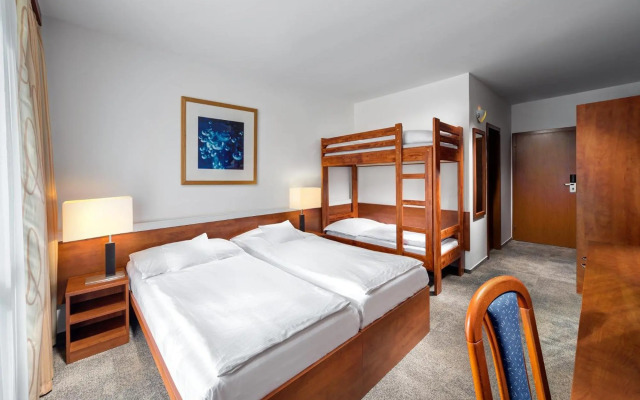 Pinia Hotel & Resort