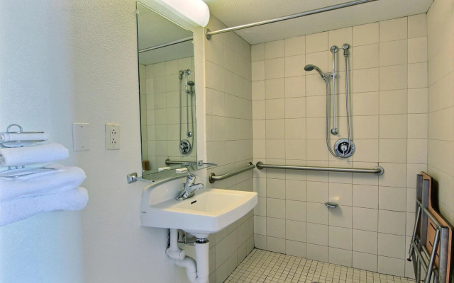 Motel 6 Austin, TX - North Central