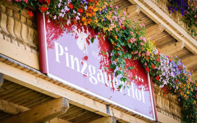 Hotel Pension Pinzgauer Hof