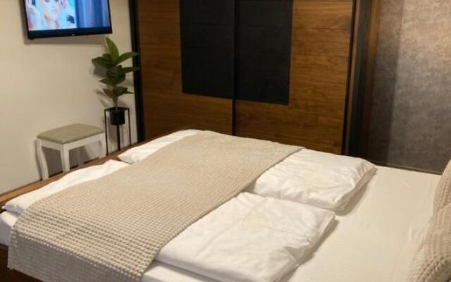 SOLE Apartment 1