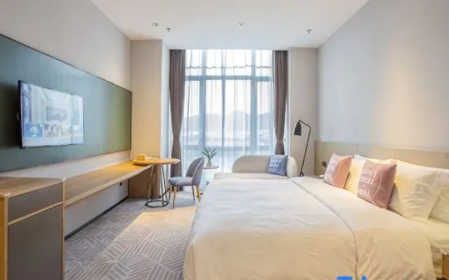 Grace Select Hotel (Xiamen Maluanwan)