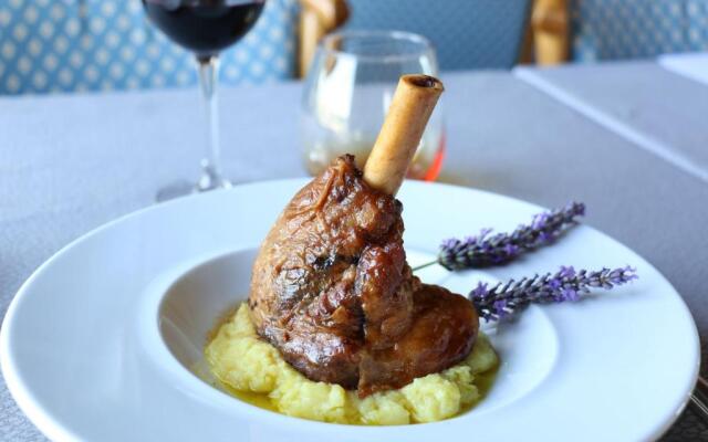 Hostellerie Saint Pierre