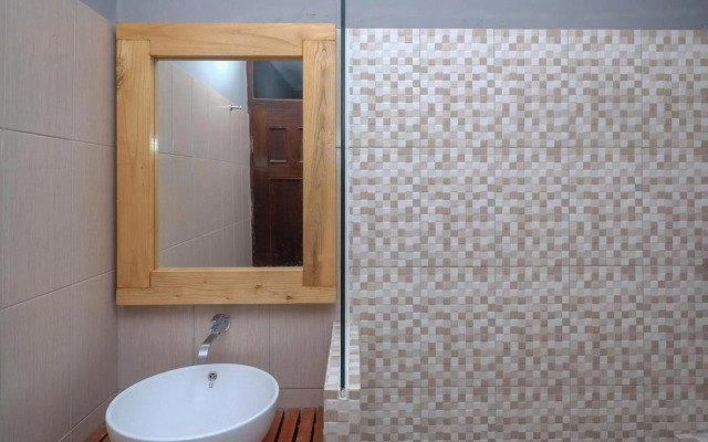 OYO 3778 Hotel Wisnugraha Syariah