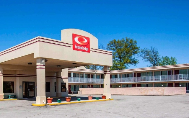 Motel 6 Effingham, IL