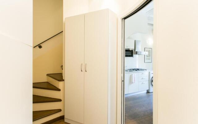 Charming Milan Apartments Brera - Madonnina