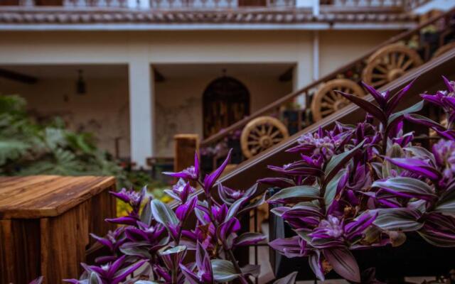 Lijiang Huama Hotel