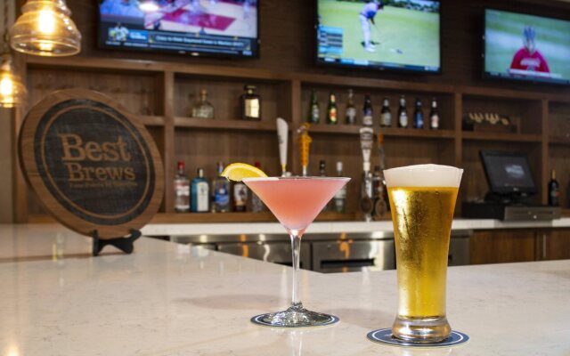 Four Points by Sheraton Dallas Arlington Entertainment District