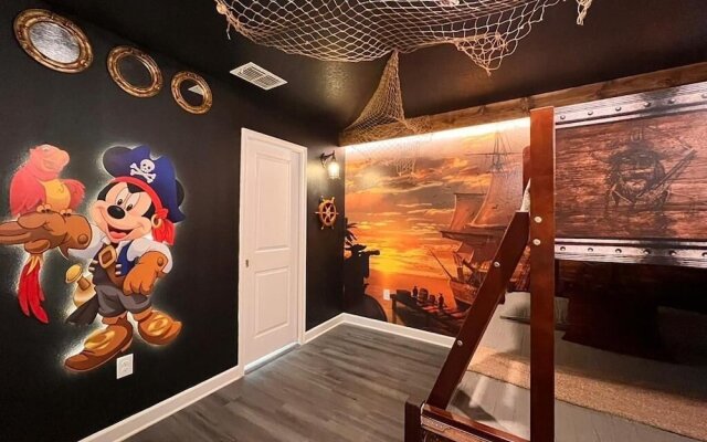 8 Bedrooms/ Champions Gate Home