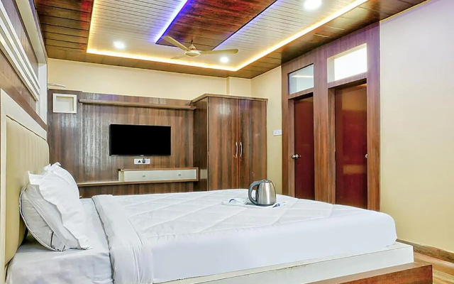 FabHotel Saumendra