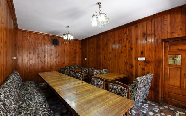 Hotel Thakur