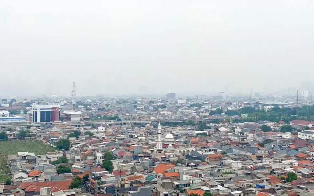 Strategic And Best Deal 2Br Bassura City Apartment Near Mall