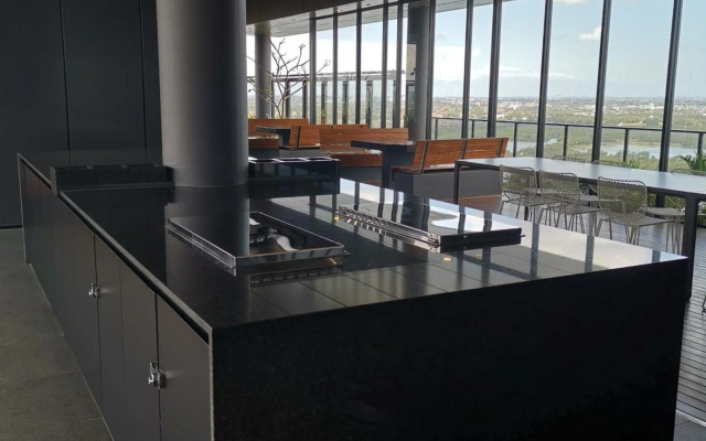 Wentworth Point Oversized balcony view apartment