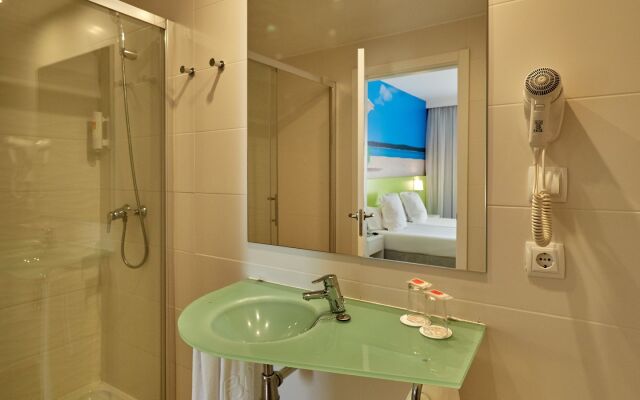 BQ Carmen Playa Hotel - Adults Only