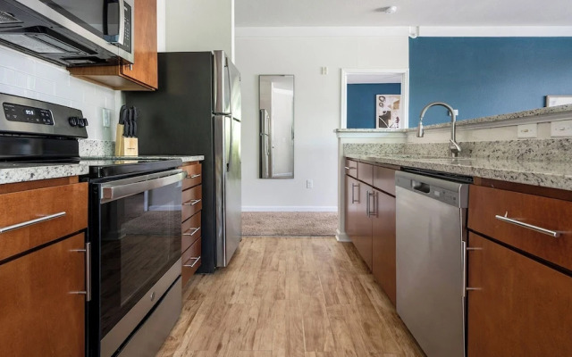 Landing Charlotte Apartments