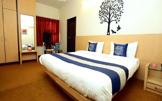 OYO 2289 Hotel Radha Palace