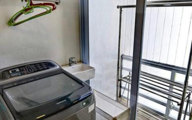 2112 Modern Industrial Style Home 100mbps By STAY