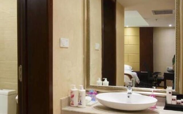 Rongcheng Celebrity Hotel High Speed Rail Station Shop
