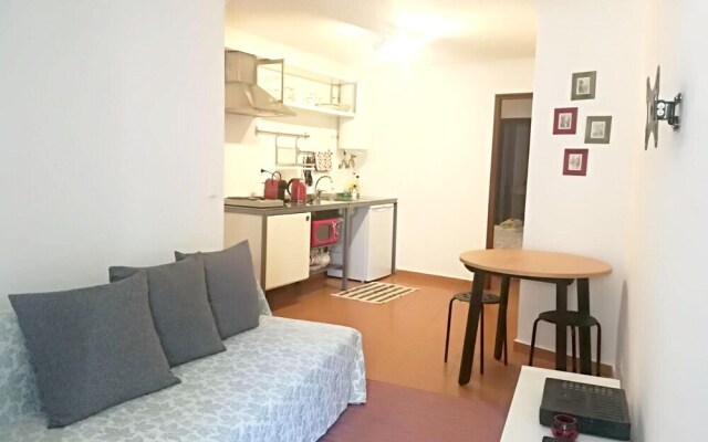 House with One Bedroom in Lisboa, with Wifi