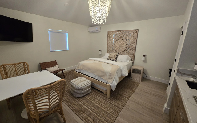 Seahorse Beach Bungalows